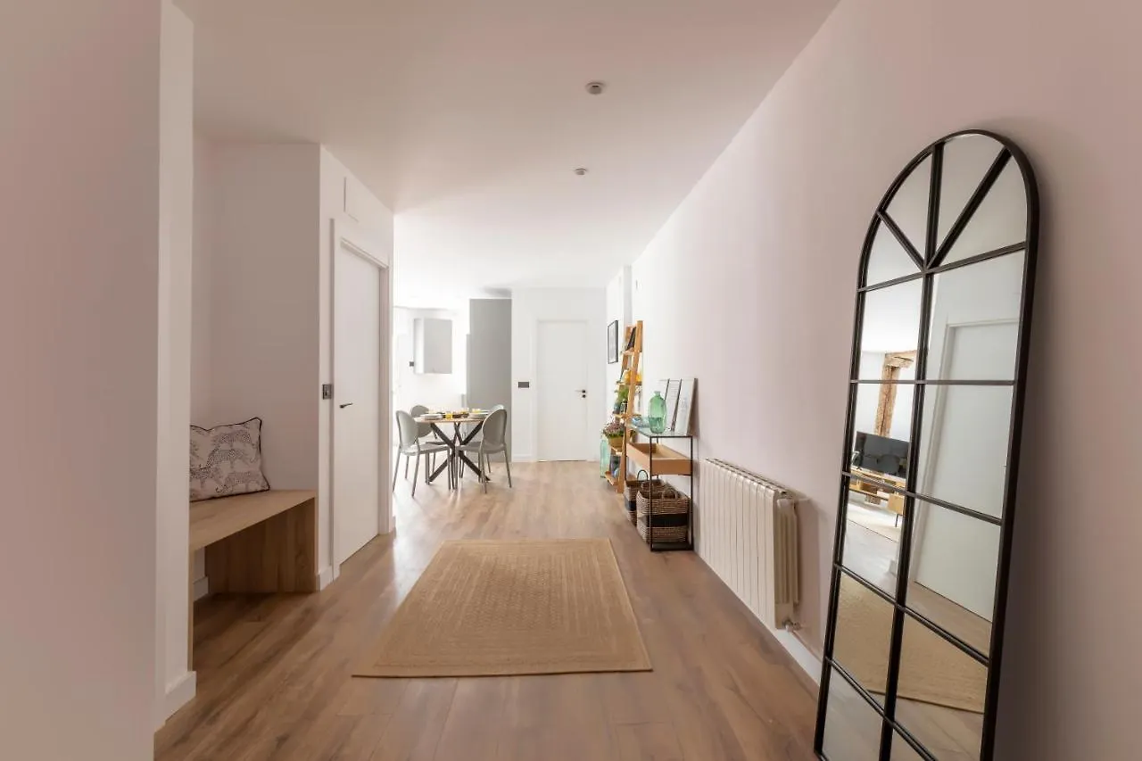 Vivienda Turistica Plaza De Los Tres Pilares Bilbao Apartmán