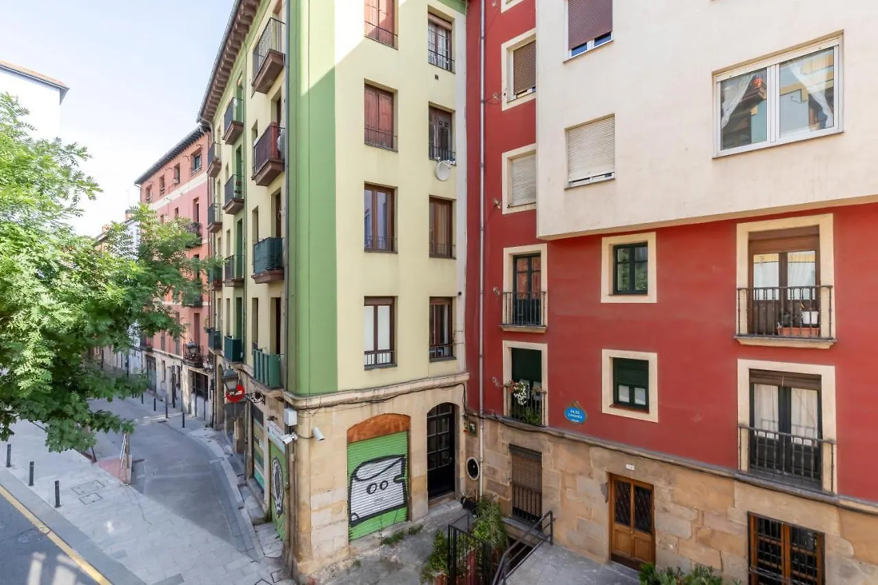 Vivienda Turistica Plaza De Los Tres Pilares Bilbao Apartmán
